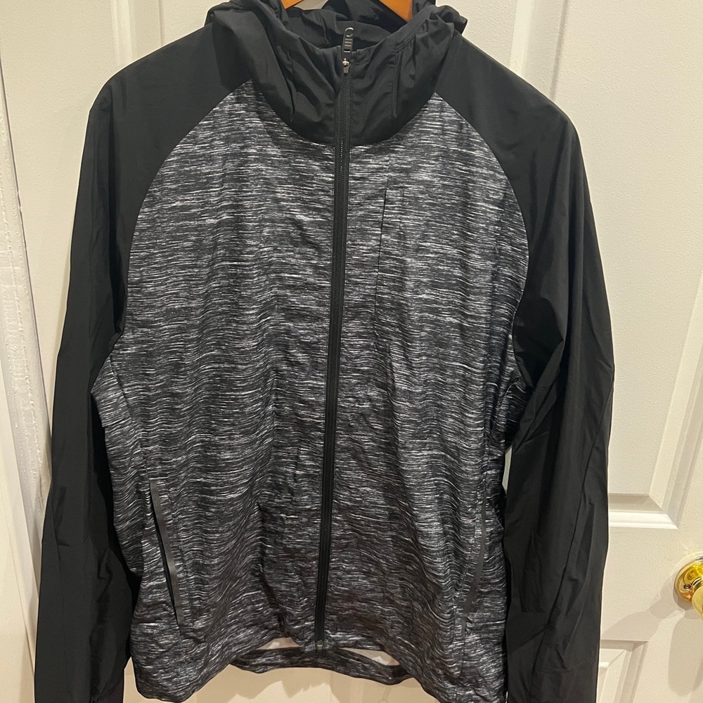 Men's Black and Gray Lululemon Jacket